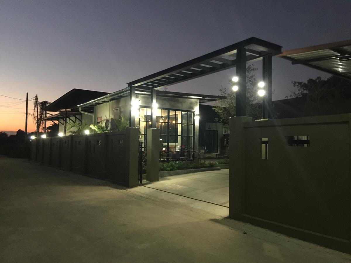 צ'יאנג ריי Goodtime Resort Chiangrai מראה חיצוני תמונה